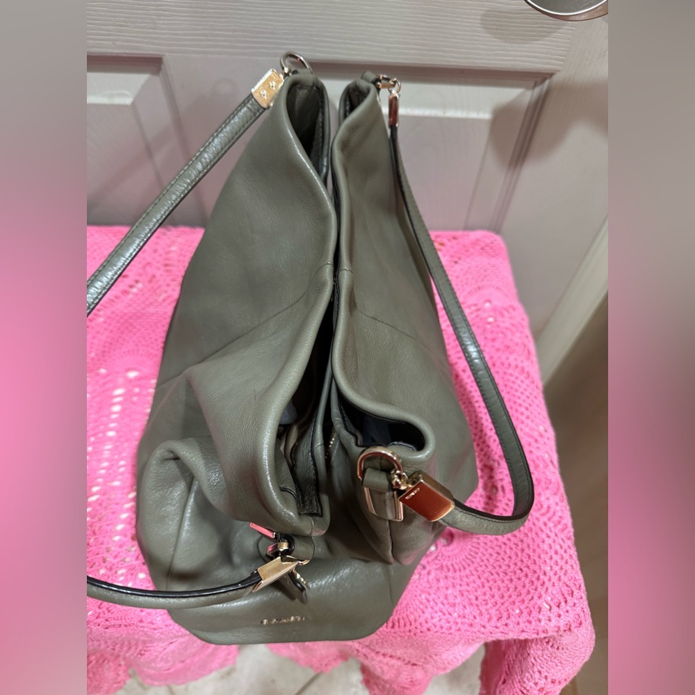 COACH Madison Phoebe Slouch Hobo Shoulder Bag Pebbled Olive Green Leather Purse - Picture 8 of 16